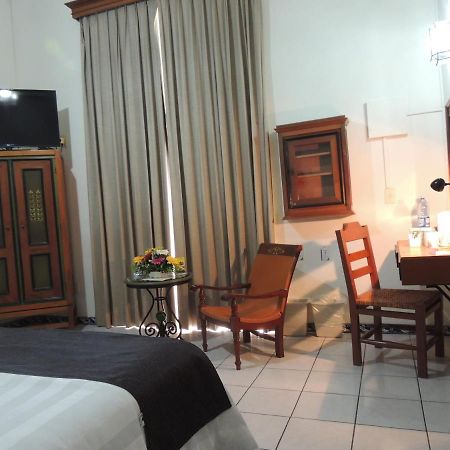 Hotel Concierge Plaza كوليما المظهر الخارجي الصورة