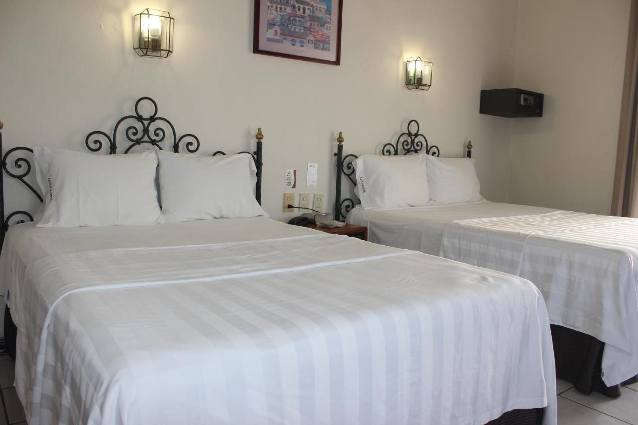 Hotel Concierge Plaza كوليما المظهر الخارجي الصورة