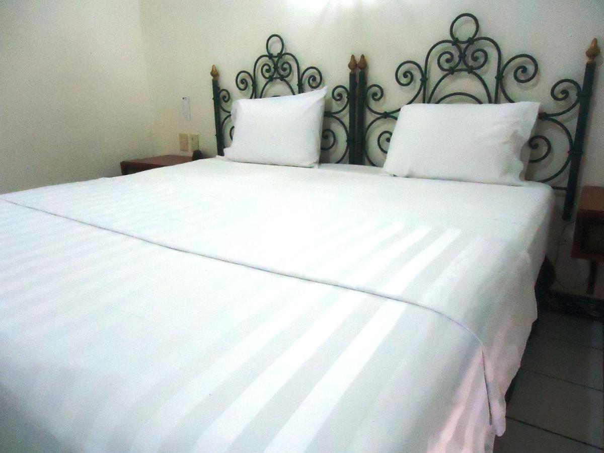 Hotel Concierge Plaza كوليما المظهر الخارجي الصورة