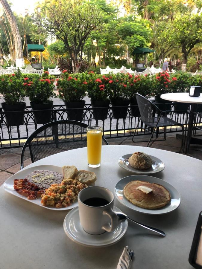 Hotel Concierge Plaza كوليما المظهر الخارجي الصورة
